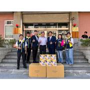 14年5月27日，值端午節將至之際，本會理事長李天保與輔導理事長宋文欽代表本會前往新竹市政府警察局第一分局致贈端午節慰問禮品，感謝警方長期以來對維護地方治安的辛勞與奉獻。
