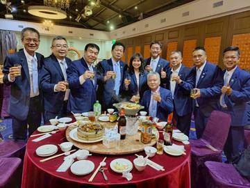 1379391_5a631afd06606d33162c5640f7c8cb69