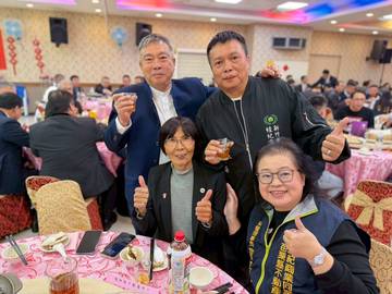 1380865_986c3aa4d210f5542965af89bf1104b3