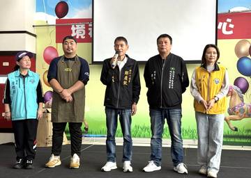 1380895_7bd24c051df45678b4857bd24f4fa3f3