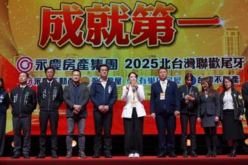 1381204_563bf8c754557a0b050855152ccf997a