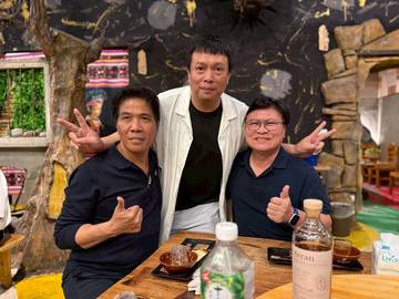 1381683_5d8de85c03f5d94a724ddb58d1b0ba15