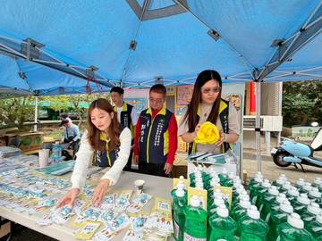 1381691_94736ea401c61e25ee298679231f286e