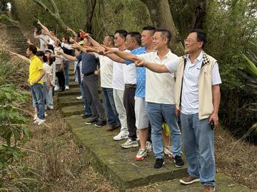 1382184_3f74f8f1ea2ca75981de80311e718fc9