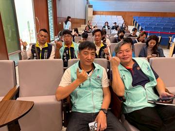 1382196_5e1c0c5ca56112745c4f6781a03df3c4