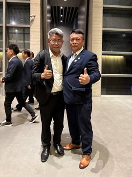 1382213_1342c54fb6657a9f9465ddf4d78442ed